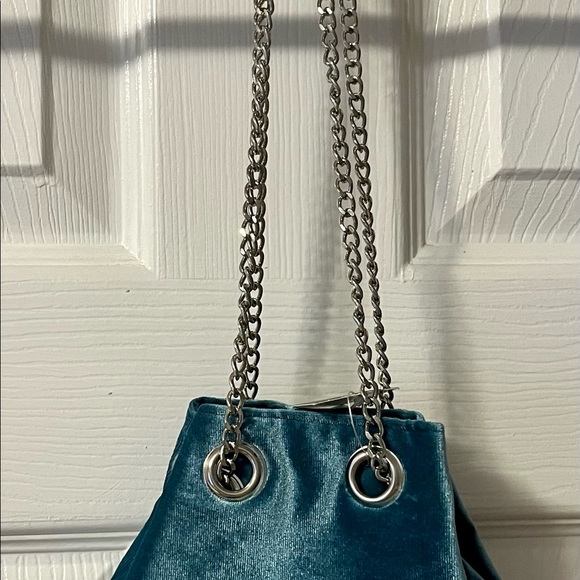 Mini blue velvet purse - Picture 2 of 3